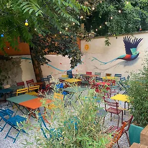 Yasi , Lyon France